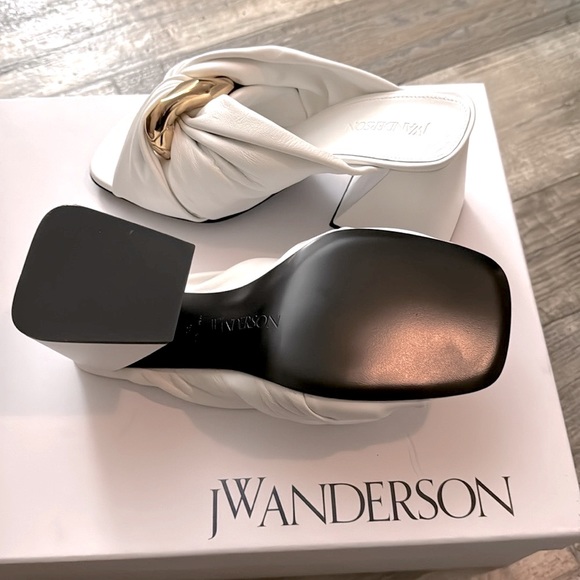 JW Anderson chain link knot heel mule sandals lamb leather white NWT sz 8 - Picture 7 of 8